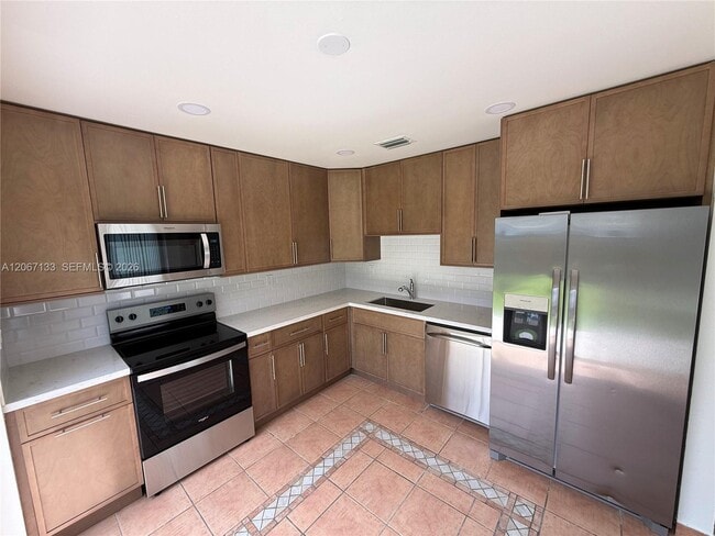 Building Photo - 11759 SW 117th Pl