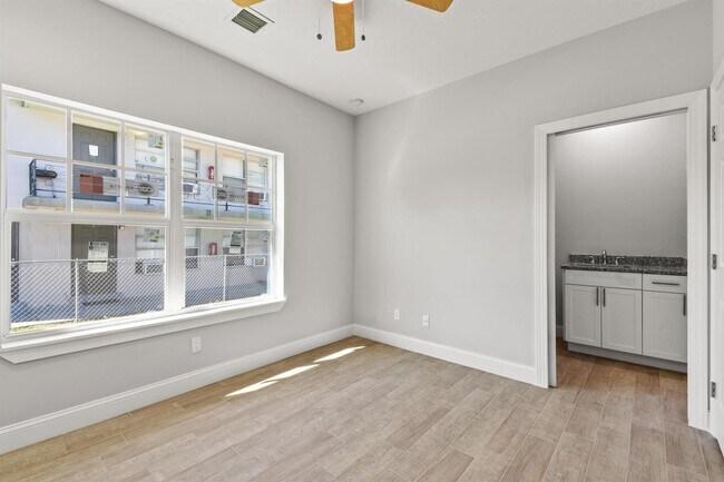 Foto del edificio - 910 4th St