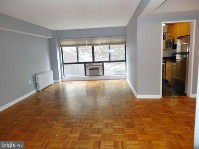 Foto del edificio - 3901 Tunlaw Rd NW