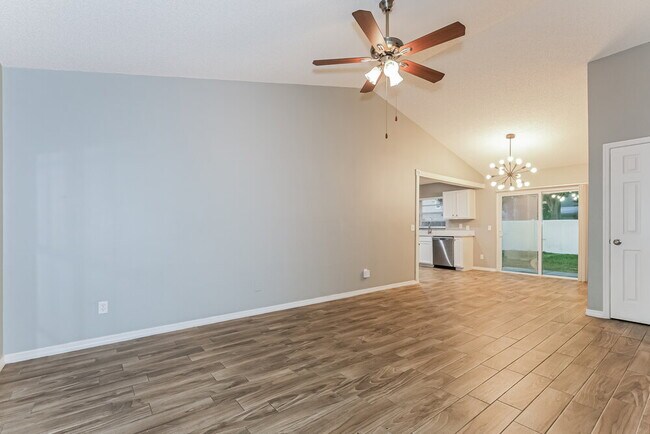 Foto del edificio - 9715 Little Pond Way