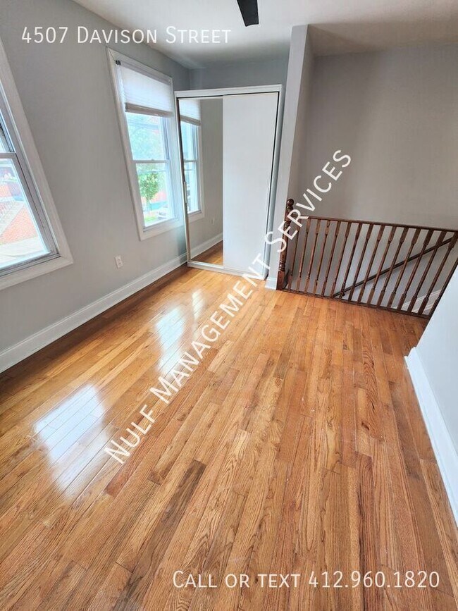 Foto del edificio - 4507 Davison St