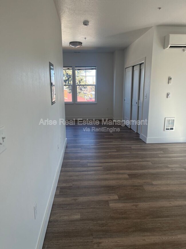 Foto del edificio - 1510 SW Juniper Ave
