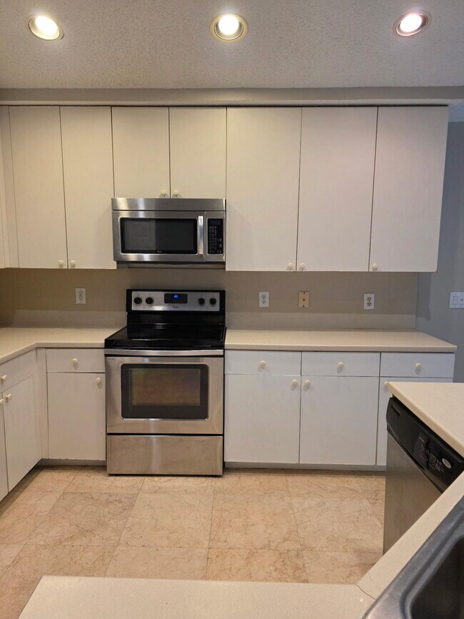 Foto del edificio - 1350 NW 143rd Ave