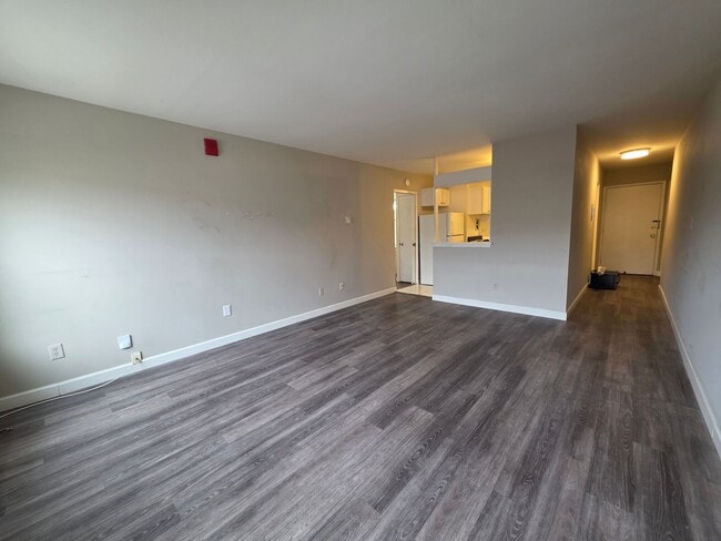 Interior Photo - 3069 Oakland