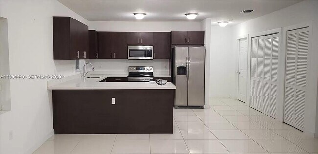 Foto del edificio - 2285 NW 91st St