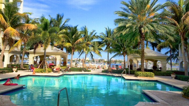 Pool & Intracoastal Views - 806 E Windward Way