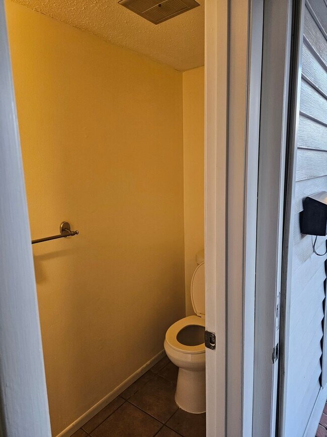 Foto del edificio - 59 Knollwood Cir