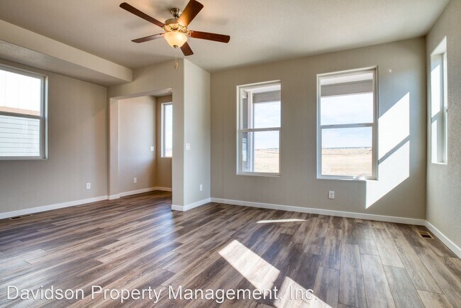 Building Photo - 4 br, 3.5 bath House - 7782 Sun Shimmer View