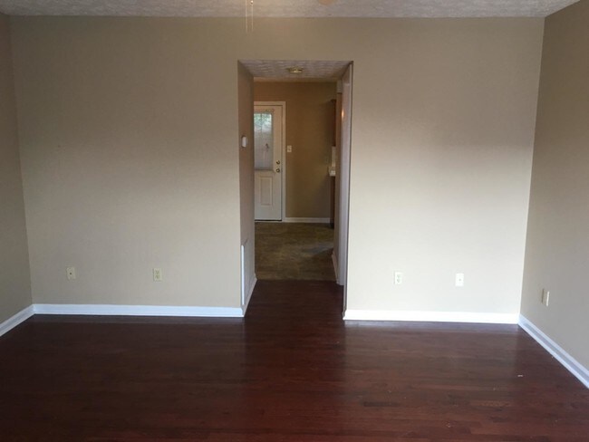 Building Photo - 1061 Merrick Dr