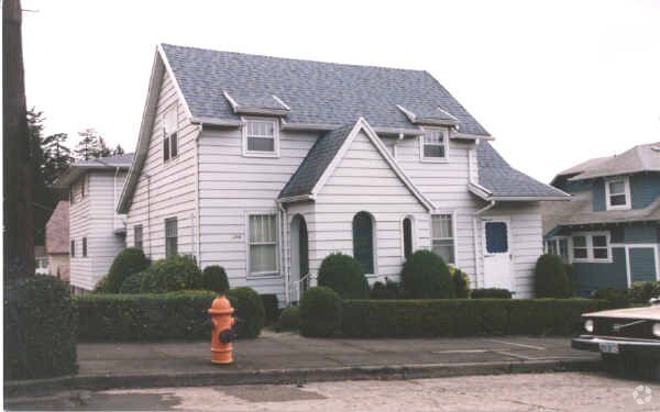 Foto del edificio - 304-306 SE 31st Ave