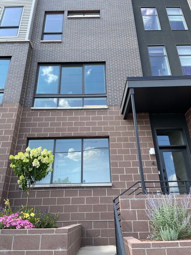 Foto principal - 2919 W 23rd Ave