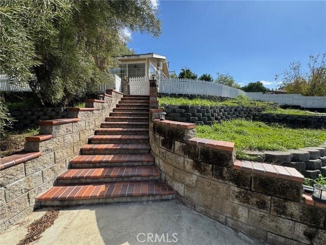 Building Photo - 240 S Orange Acres Dr