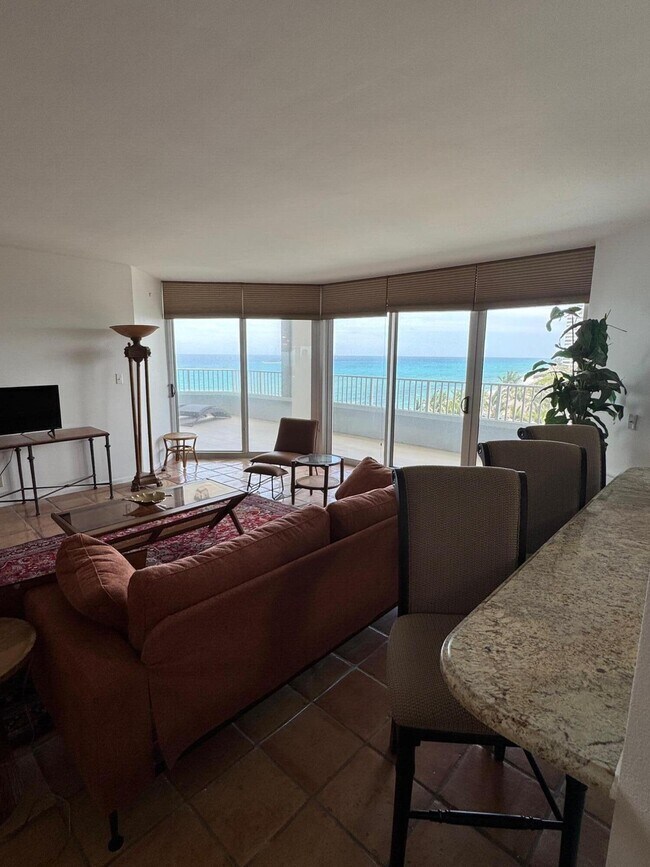 Foto del edificio - 5200 N Ocean Dr