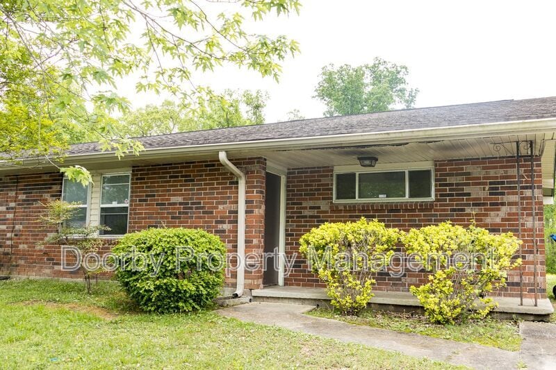 Primary Photo - 5038 Cameron Ln