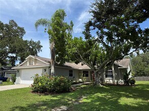 Building Photo - 4750 Hamlets Grv Dr