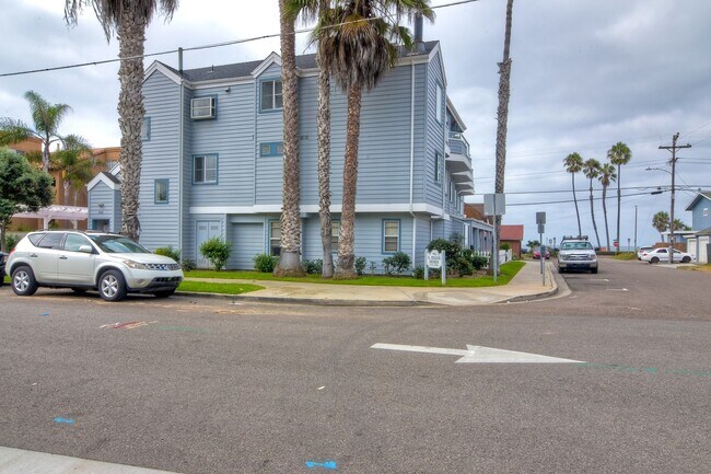 Foto del edificio - Cute 2 Bedroom Condo Steps Away from Endle...