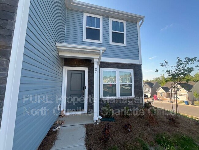 Building Photo - 102 Gunwale St