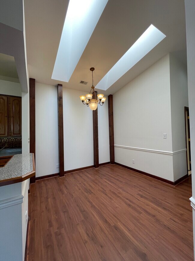 Building Photo - 13701 Modrad Way