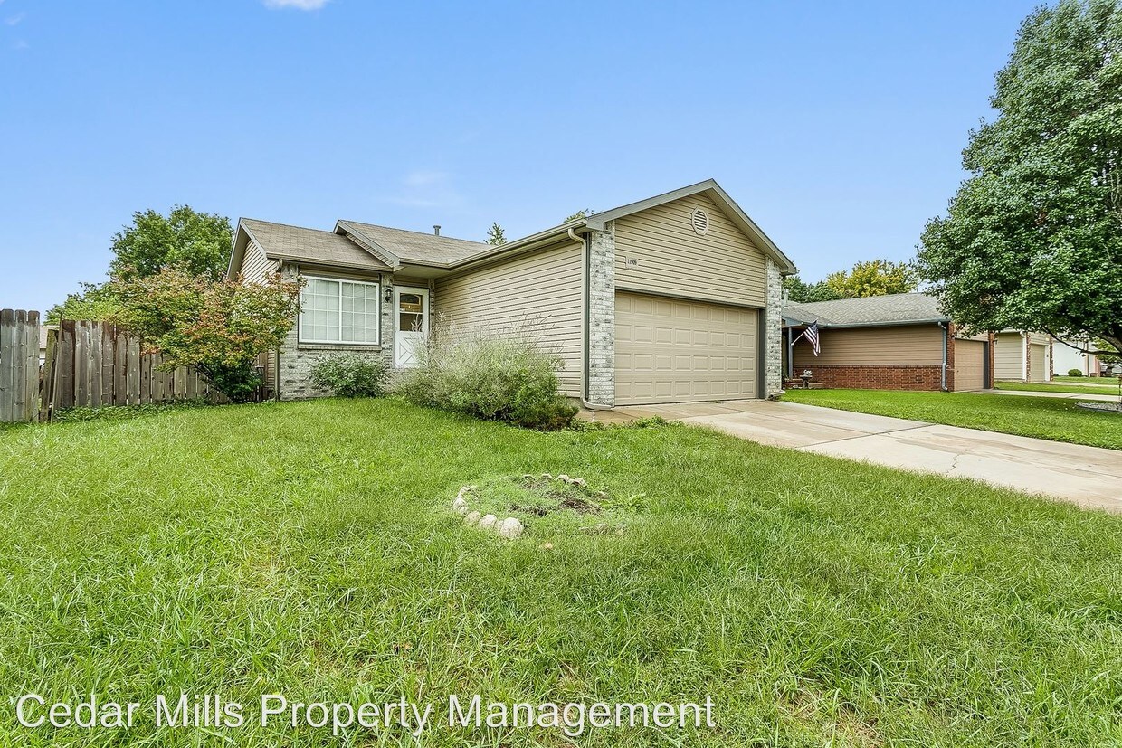 Primary Photo - 3 br, 2 bath House - 11909 W. Cornelison