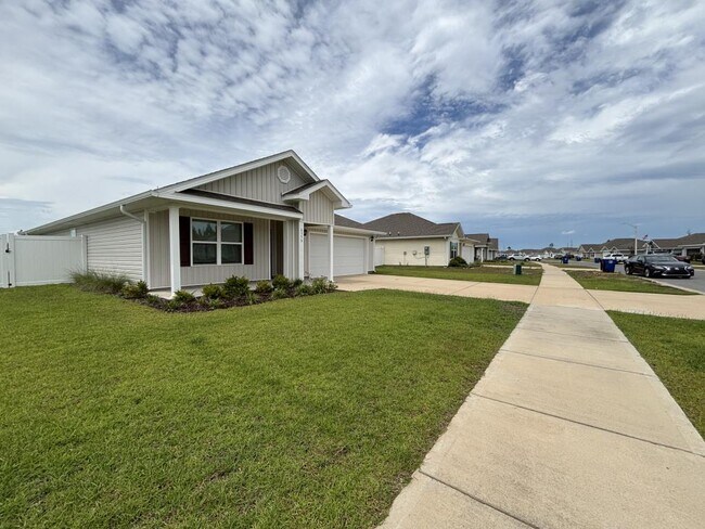 Building Photo - 6359 Bellavia Ln