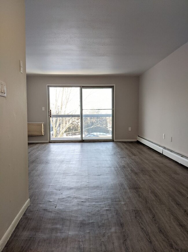 Interior Photo - Eastwood Terrace