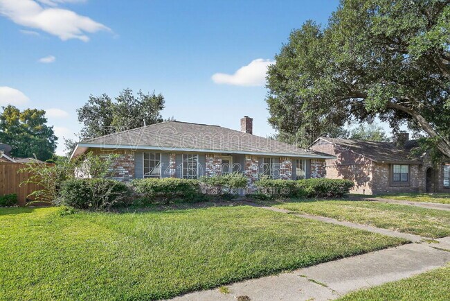 Photo - 15707 Lone Tree Dr House