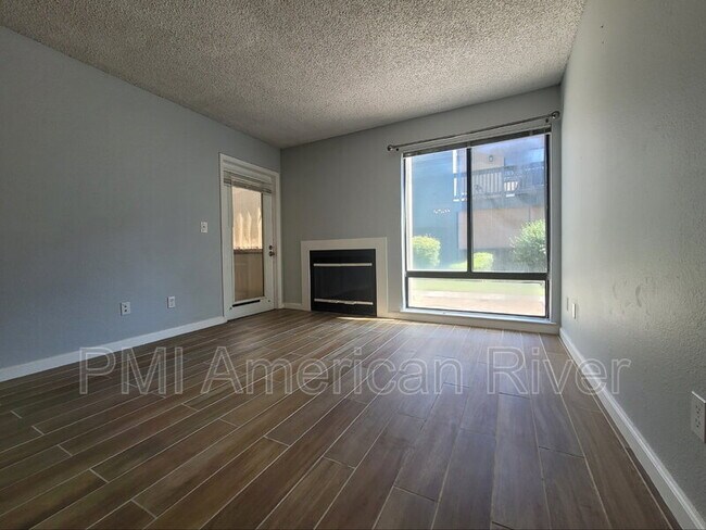 Building Photo - 3939 Madison Ave