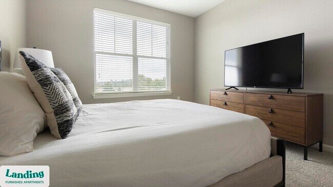 Foto del edificio - 16346 Lydia Hill Dr