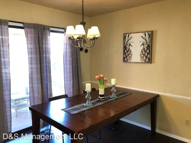 Foto del edificio - 3 br, 2 bath House - 12801 Brandon Place