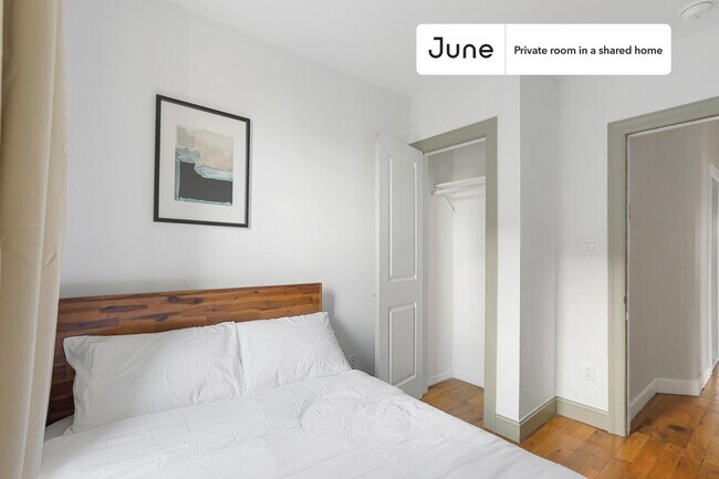 Foto del edificio - Room in Shared 4 bed/2 bath home
