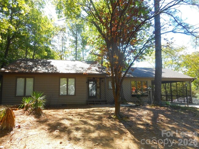 Building Photo - 16161 Tana Tea Cir