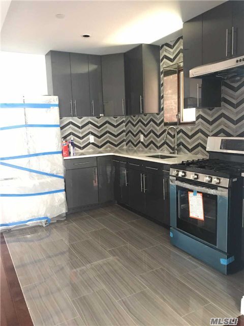Foto del edificio - 45-35 163rd St