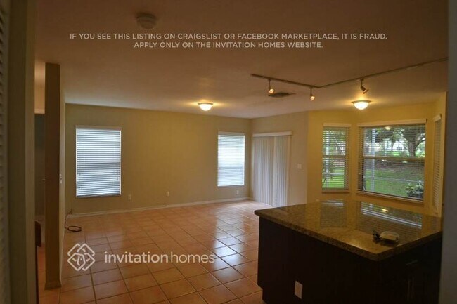 Foto del edificio - 18210 NW 19th St