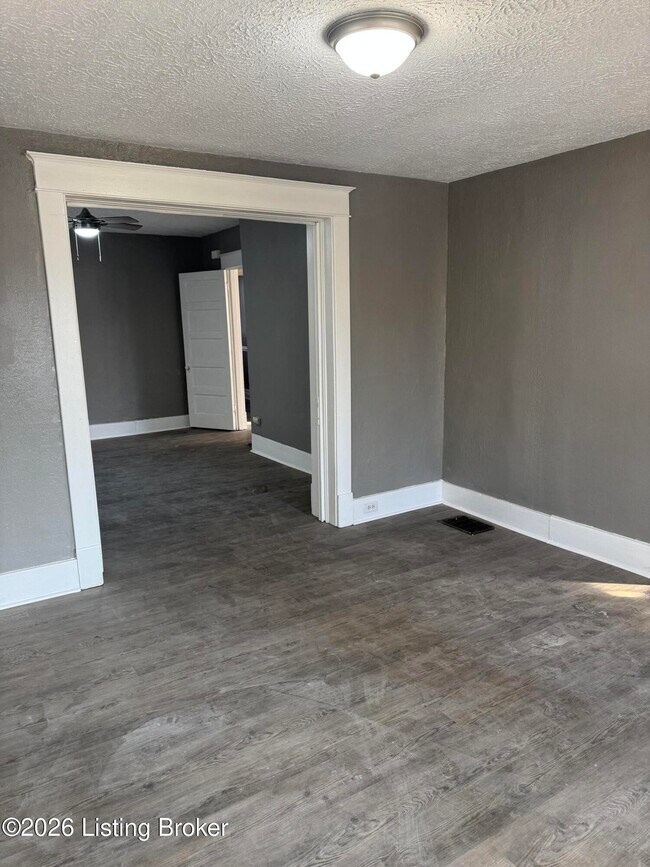 Foto del edificio - 829 S 37th St