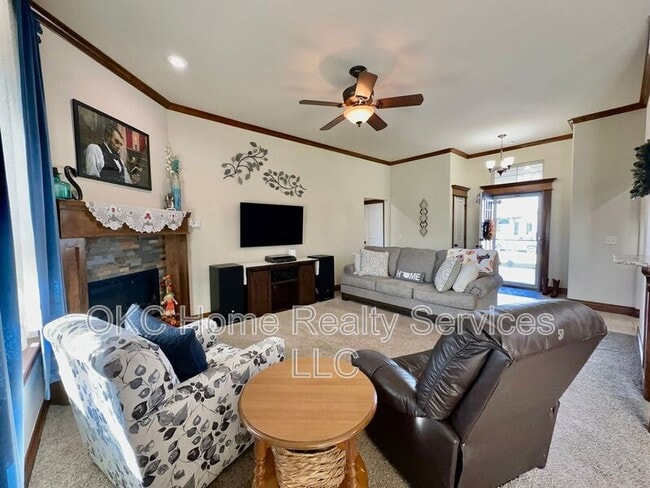 Photo - 1408 SE 6th St House