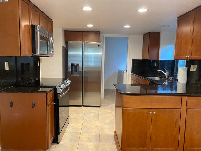 Foto del edificio - 6084 Vía de los Cerros