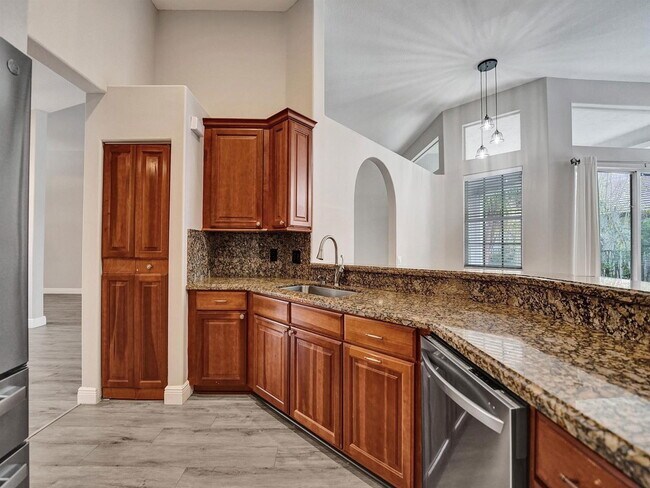 Foto del edificio - 2587 Jardin Ct
