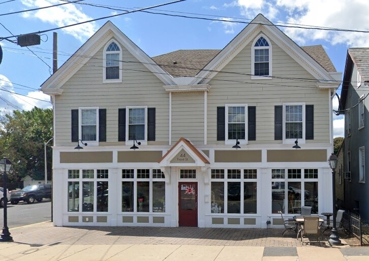Primary Photo - 44 Front St