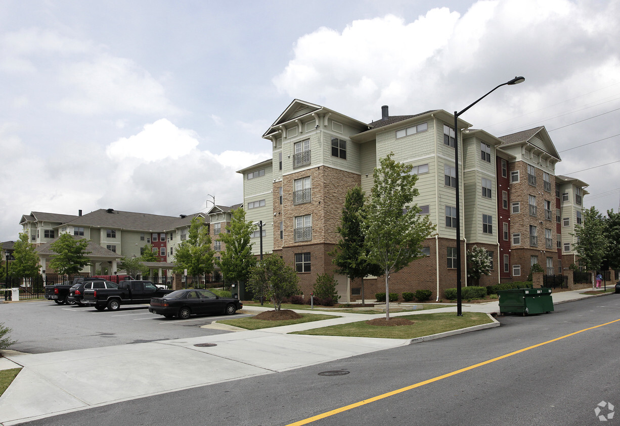 Foto principal - Veranda At Auburn Pointe