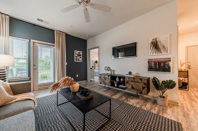 Building Photo - Highland Ridge Apartments