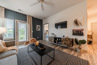 Building Photo - Highland Ridge Apartments