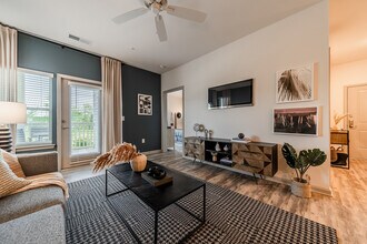 Building Photo - Highland Ridge Apartments