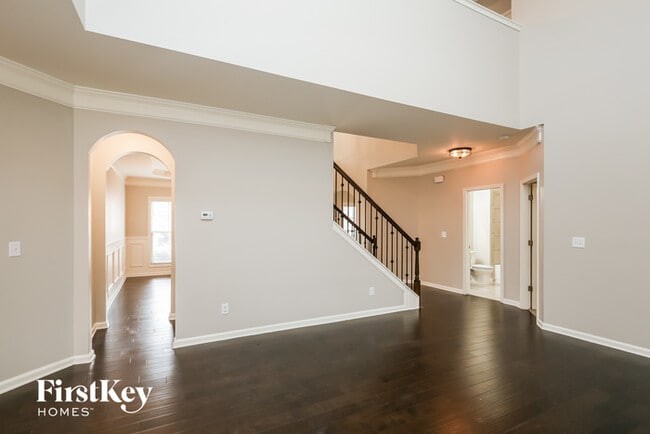 Building Photo - 4130 Mossy Ln