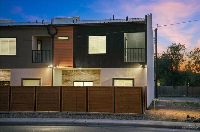 Building Photo - 21 Bicentennial Blvd
