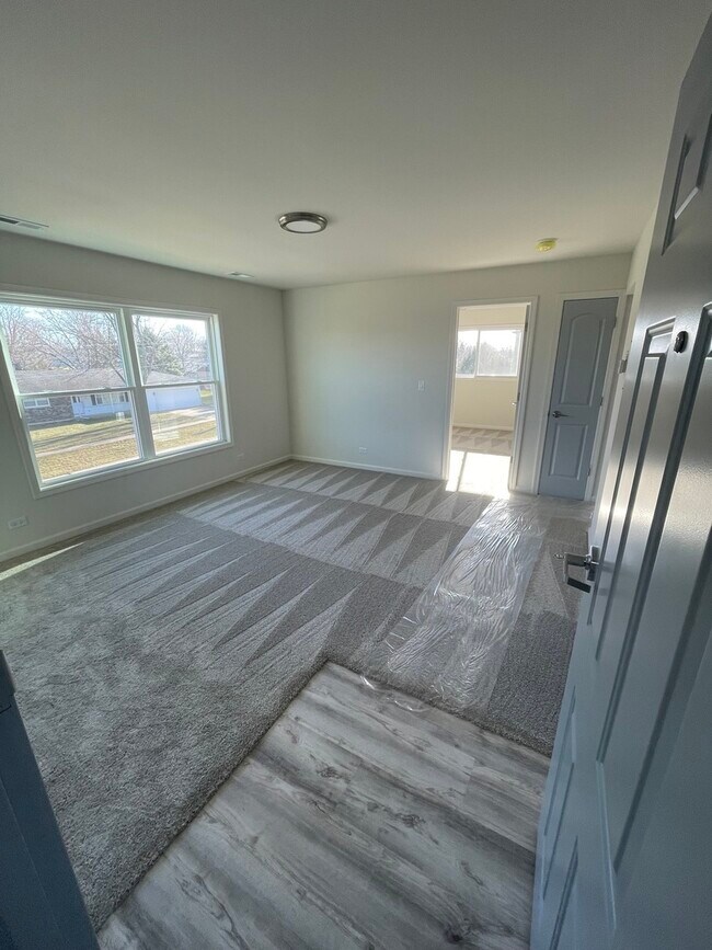 Building Photo - 10407 N Church St