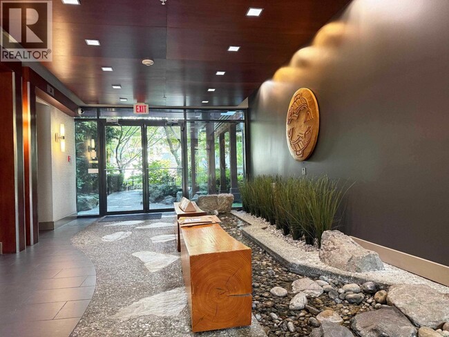 Building Photo - 6328 Larkin Dr