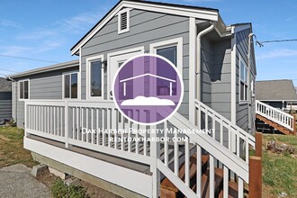 Building Photo - 814 28th St