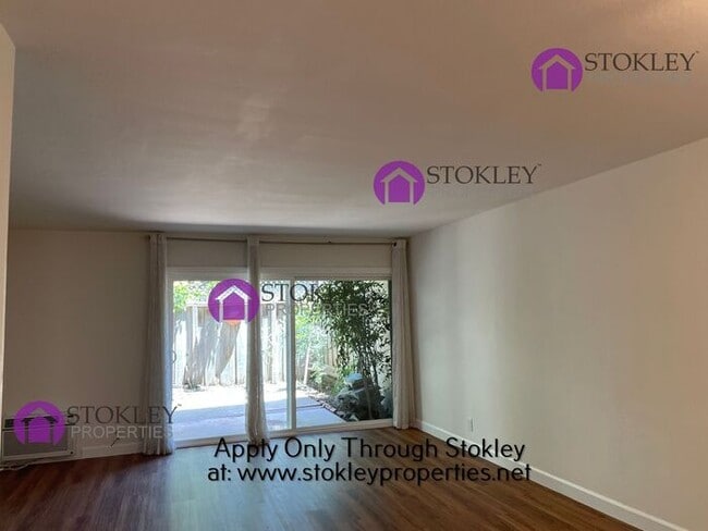 Building Photo - Stokley Properties Presents 1470 Creekside...