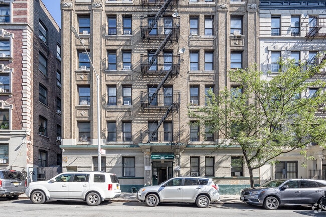 Building Photo - 515 W 171st St