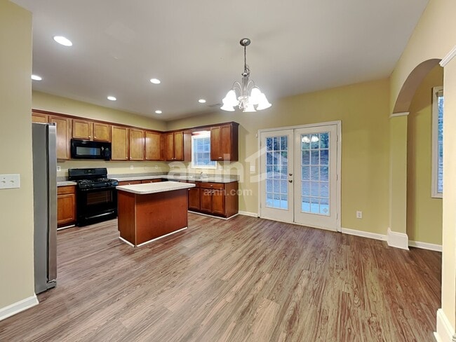 Foto del edificio - 1319 Station Ridge Dr